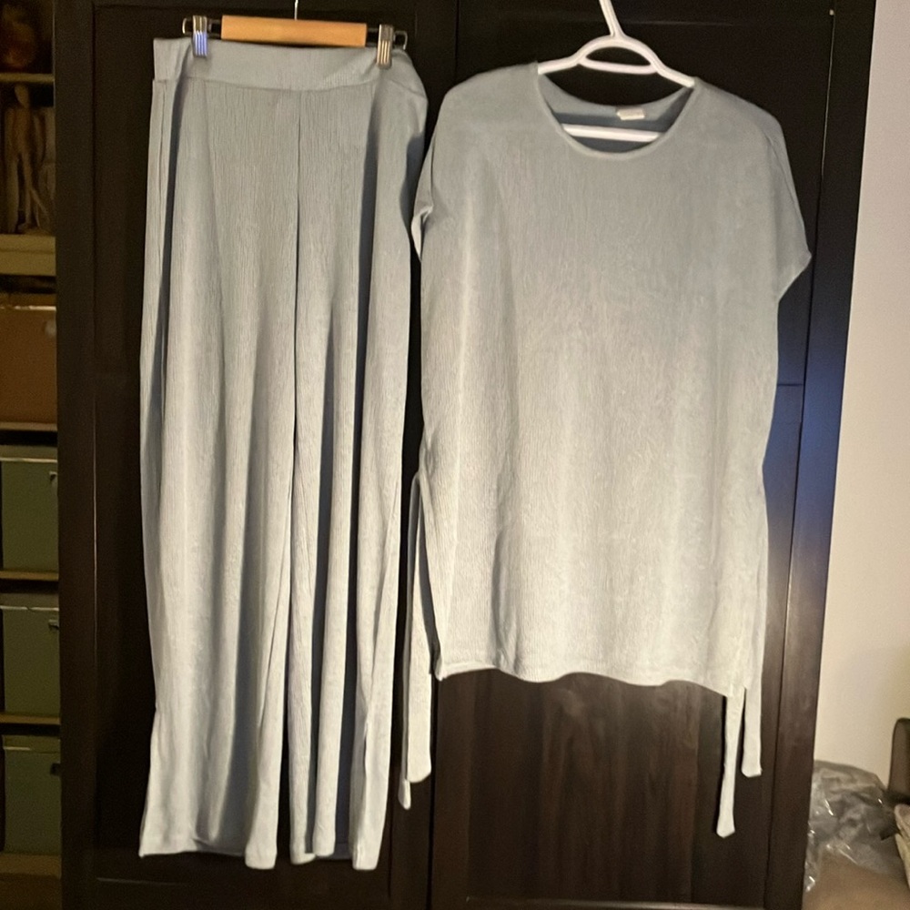 2 pieces set Chic Light Blue pants and top